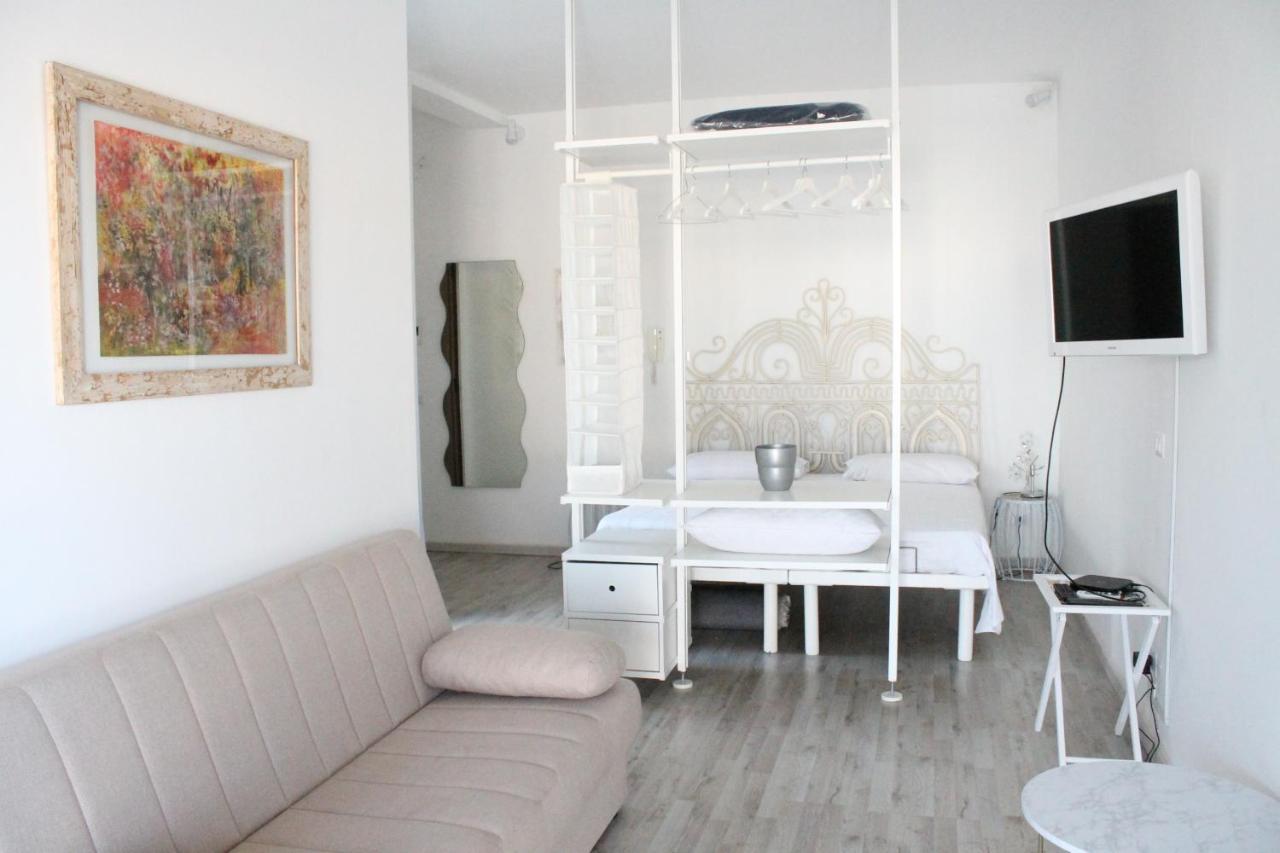 Dallalbaltramonto Lecce Exterior photo